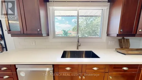 166 Fairview Avenue West St. Thomas ON N5R 4Y1