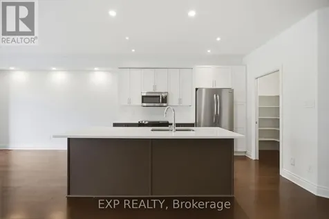 704 Brian Good Avenue Ottawa ON K4M 0C1
