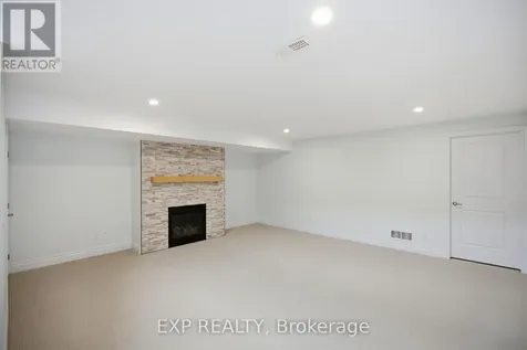 704 Brian Good Avenue Ottawa ON K4M 0C1