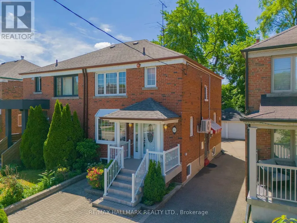 51 Floyd Avenue Toronto (broadview North) ON M4K 2B3
