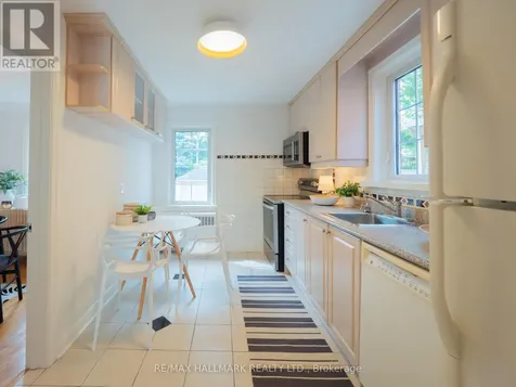 51 Floyd Avenue Toronto (broadview North) ON M4K 2B3