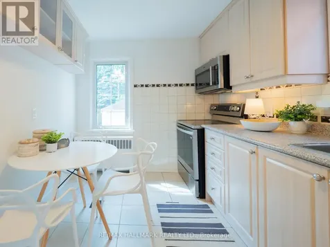 51 Floyd Avenue Toronto (broadview North) ON M4K 2B3