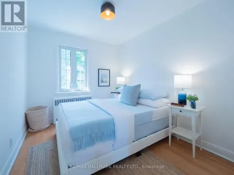 51 Floyd Avenue Toronto (broadview North) ON M4K 2B3