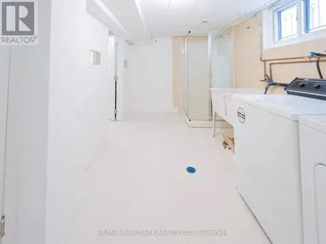 51 Floyd Avenue Toronto (broadview North) ON M4K 2B3