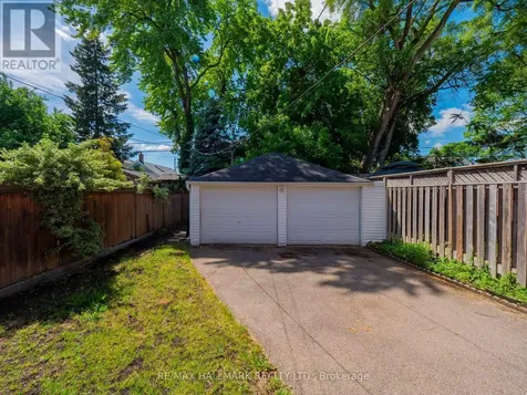 51 Floyd Avenue Toronto (broadview North) ON M4K 2B3