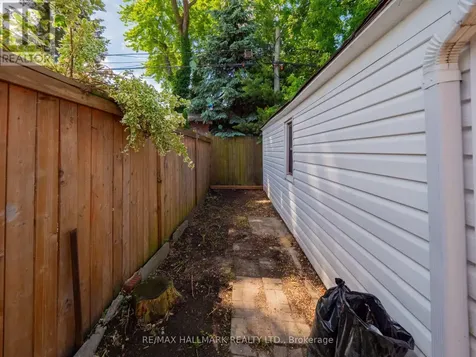 51 Floyd Avenue Toronto (broadview North) ON M4K 2B3