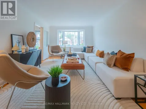 51 Floyd Avenue Toronto (broadview North) ON M4K 2B3