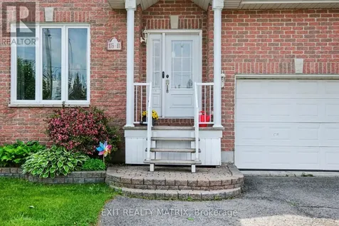 15 Blais Street Russell ON K0A 1W0