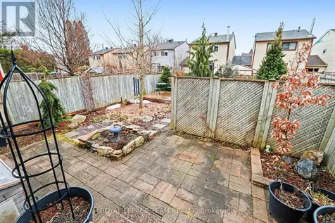 43 Whelan Drive Ottawa ON K2J 2A3