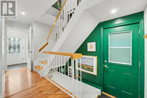 43 Whelan Drive Ottawa ON K2J 2A3
