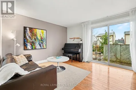 43 Whelan Drive Ottawa ON K2J 2A3
