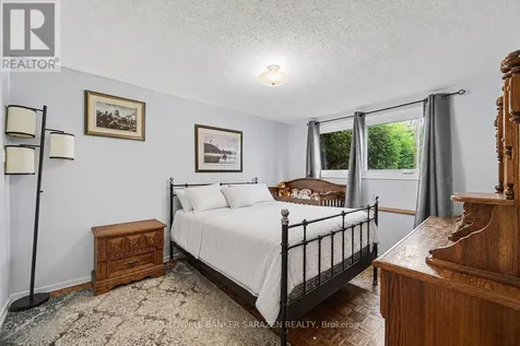 79 Woodfield Drive Ottawa ON K2G 0A1