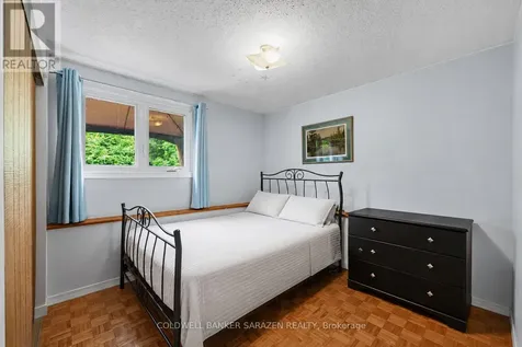 79 Woodfield Drive Ottawa ON K2G 0A1