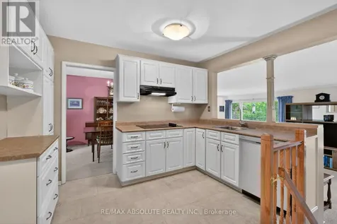 59 Evergreen Drive Ottawa ON K2H 6C5