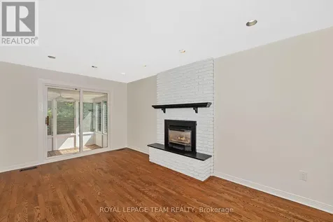 1825 Yale Avenue Ottawa ON K1H 6S3