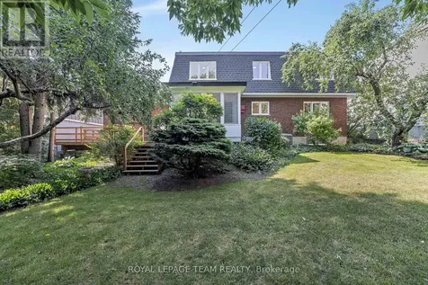 1825 Yale Avenue Ottawa ON K1H 6S3