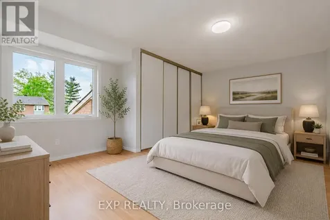 1127 Avignon Court Ottawa ON K1C 2M2
