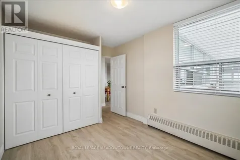 2263 Marine Drive Oakville (br Bronte) ON L6L 5K1