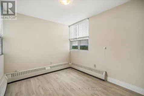 2263 Marine Drive Oakville (br Bronte) ON L6L 5K1