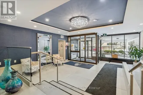 2263 Marine Drive Oakville (br Bronte) ON L6L 5K1