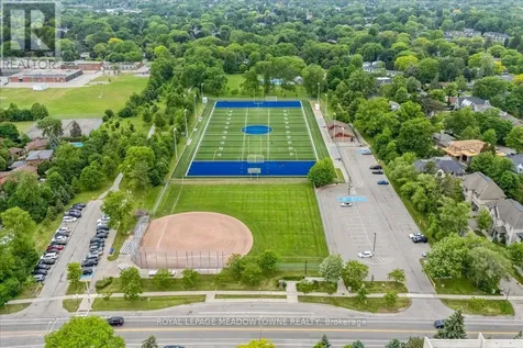 2263 Marine Drive Oakville (br Bronte) ON L6L 5K1
