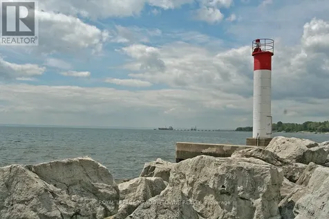 2263 Marine Drive Oakville (br Bronte) ON L6L 5K1
