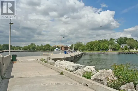 2263 Marine Drive Oakville (br Bronte) ON L6L 5K1