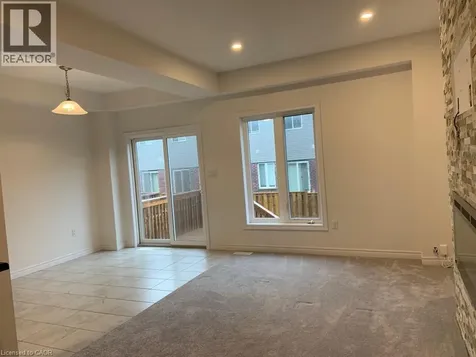 16 Dayman Drive Ancaster ON L9K 0J9