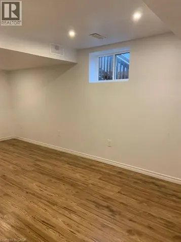 16 Dayman Drive Ancaster ON L9K 0J9