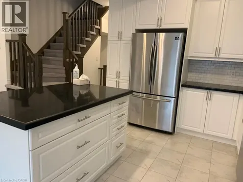16 Dayman Drive Ancaster ON L9K 0J9