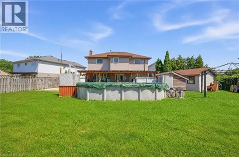 15 Talia Court Hamilton ON L6E 4X8