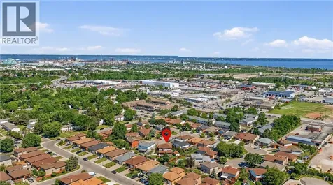 15 Talia Court Hamilton ON L6E 4X8