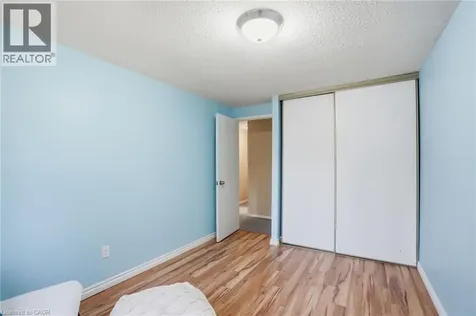 94 Wendover Drive Hamilton ON L9C 5X5