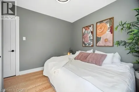 622 Upper Sherman Avenue Hamilton ON L8V 3M2