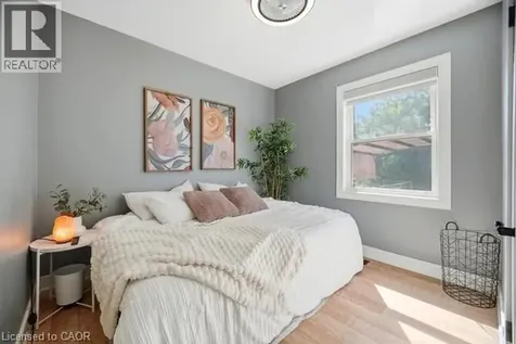 622 Upper Sherman Avenue Hamilton ON L8V 3M2