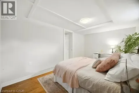 622 Upper Sherman Avenue Hamilton ON L8V 3M2