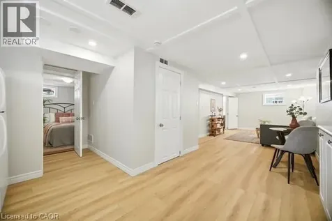 622 Upper Sherman Avenue Hamilton ON L8V 3M2