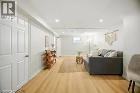 622 Upper Sherman Avenue Hamilton ON L8V 3M2