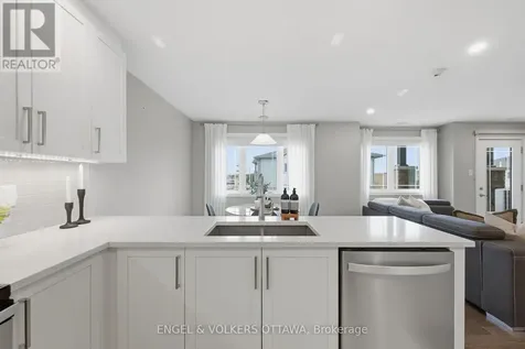 365 Tribeca Private Ottawa ON K2J 6B4