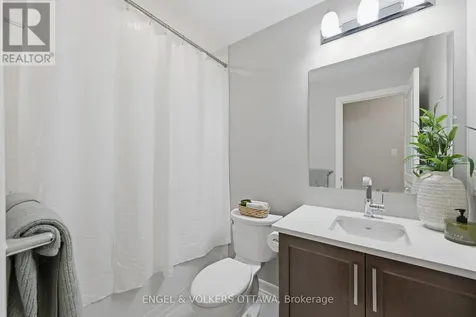 365 Tribeca Private Ottawa ON K2J 6B4