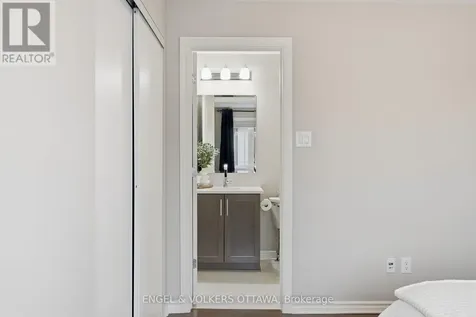 365 Tribeca Private Ottawa ON K2J 6B4