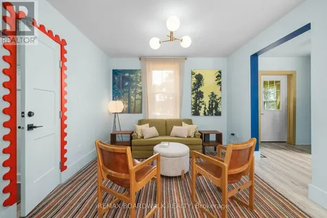 8 Grant Street Perth ON K7H 1X4