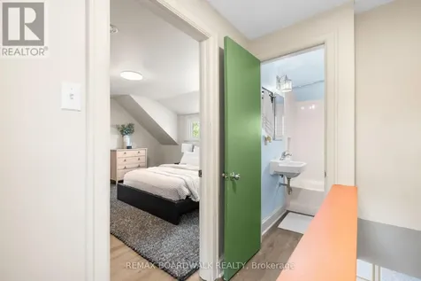 8 Grant Street Perth ON K7H 1X4
