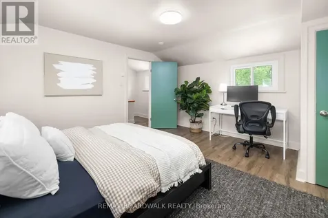 8 Grant Street Perth ON K7H 1X4