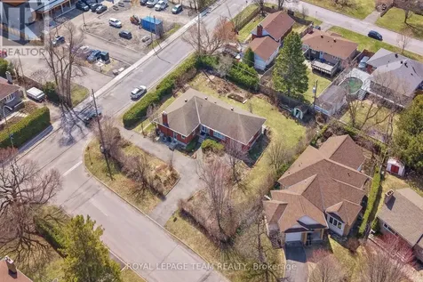 45 Capilano Drive Ottawa ON K2E 6G5