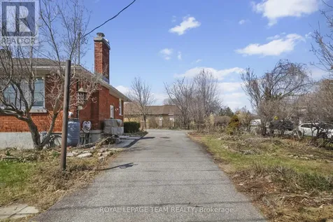 45 Capilano Drive Ottawa ON K2E 6G5
