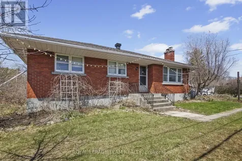45 Capilano Drive Ottawa ON K2E 6G5