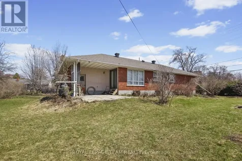 45 Capilano Drive Ottawa ON K2E 6G5