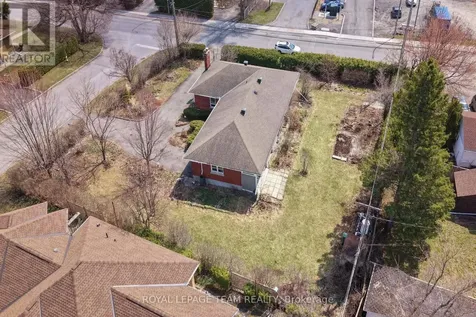 45 Capilano Drive Ottawa ON K2E 6G5