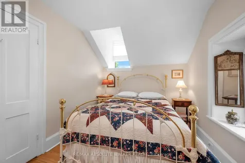 652 Henry Street West Prescott ON K0E 1T0